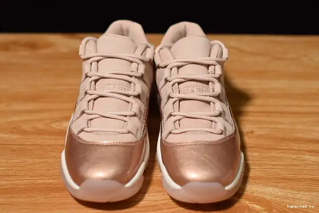 11 GS Rose Low Jordan Air Gold AH7860-105 0417